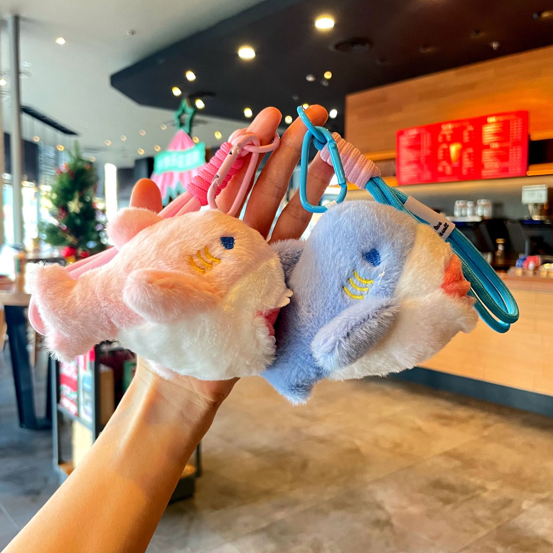 鲨鱼鲸鱼仿真毛绒玩具钥匙扣挂件书包挂件海洋生物布娃娃公仔批发